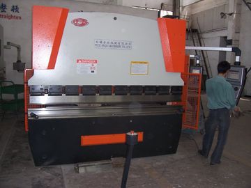 Metal Frame Cnc Sheet Metal Brake Machine 125 Ton 2500mm/3200mm/4000mm