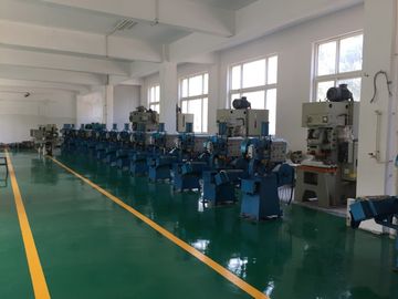 Aluminum Cap Production Hydraulic Punching Machine Aluminum Coil Feeding Line