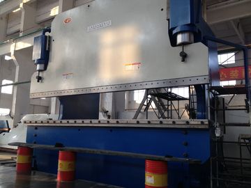 800 Ton 6 M CNC Press Brake Machine For Bending Light Pole With Welded Steel Plate