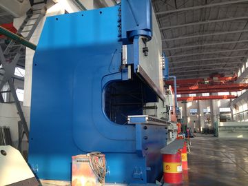 800 Ton 6 M CNC Press Brake Machine For Bending Light Pole With Welded Steel Plate