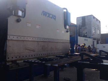 Heavy Duty CNC Press Brake Machine 1000 Ton 6 M For Bending Big Workpiece