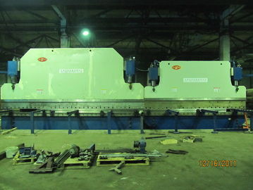 Two Press CNC Press Brake Bending Together With Throat 720mm , Tandem Press Brake