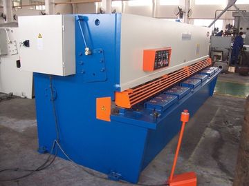 Iron Carbon / Stainless Steel Sheet Metal Cutting Machine / Metal Shear Cutter