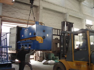 55Kw 30mm Thickness CNC Hydraulic Shearing Machine With Rectangular Blade