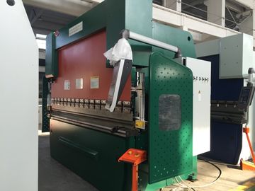 Blue Hydraulic Press Brake Machine Controlled Via Control System E21