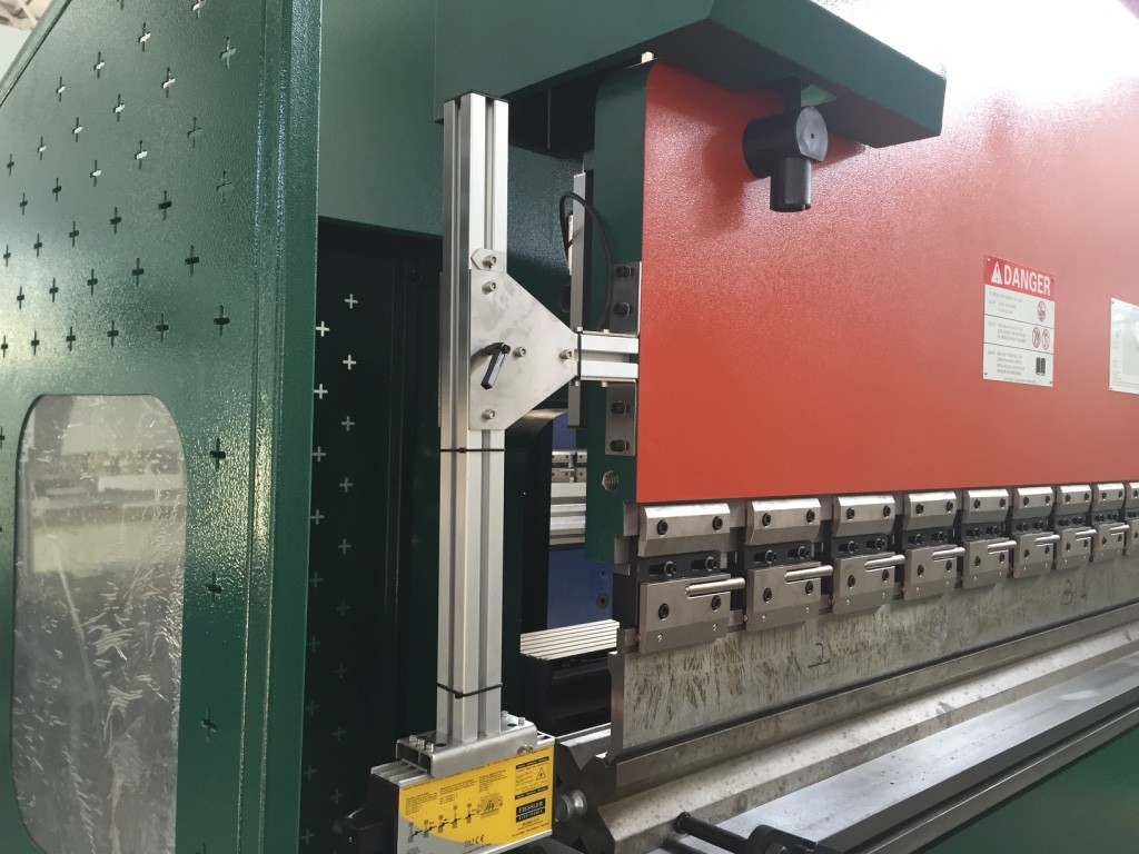 E21 Control System Hydraulic Press Brake Machine With Advanced Control ...
